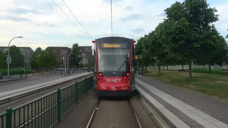 Delft Brasserskade - Haag Oude Middenweg | HTM RandstadRail 19 | Alstom RegioCitadis 4017 | 2017