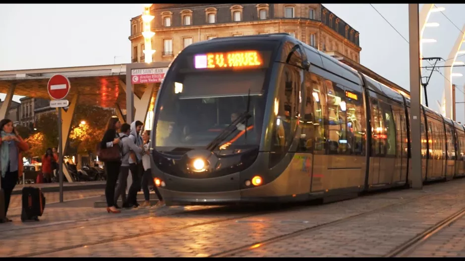 På linje C på Bordeaux-sporvognen mellem Bègles og Bordeaux St Jean del 1