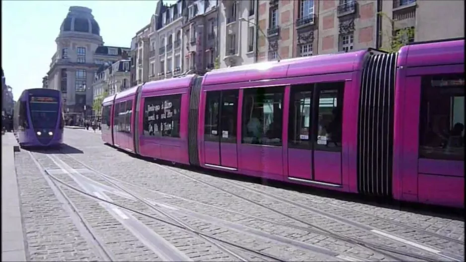 Tramway de Reims et ses 9 couleurs